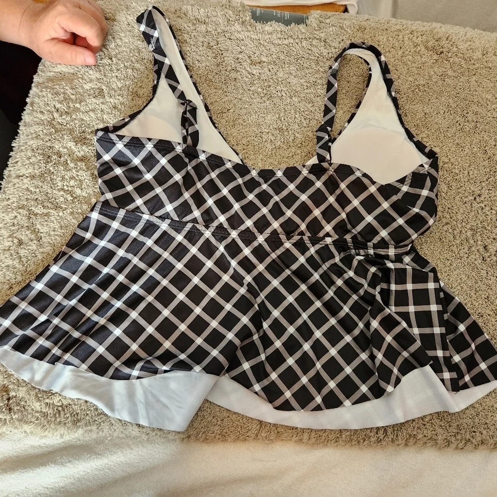 Kona Sol Cropped Tankini Top Plaid Black White